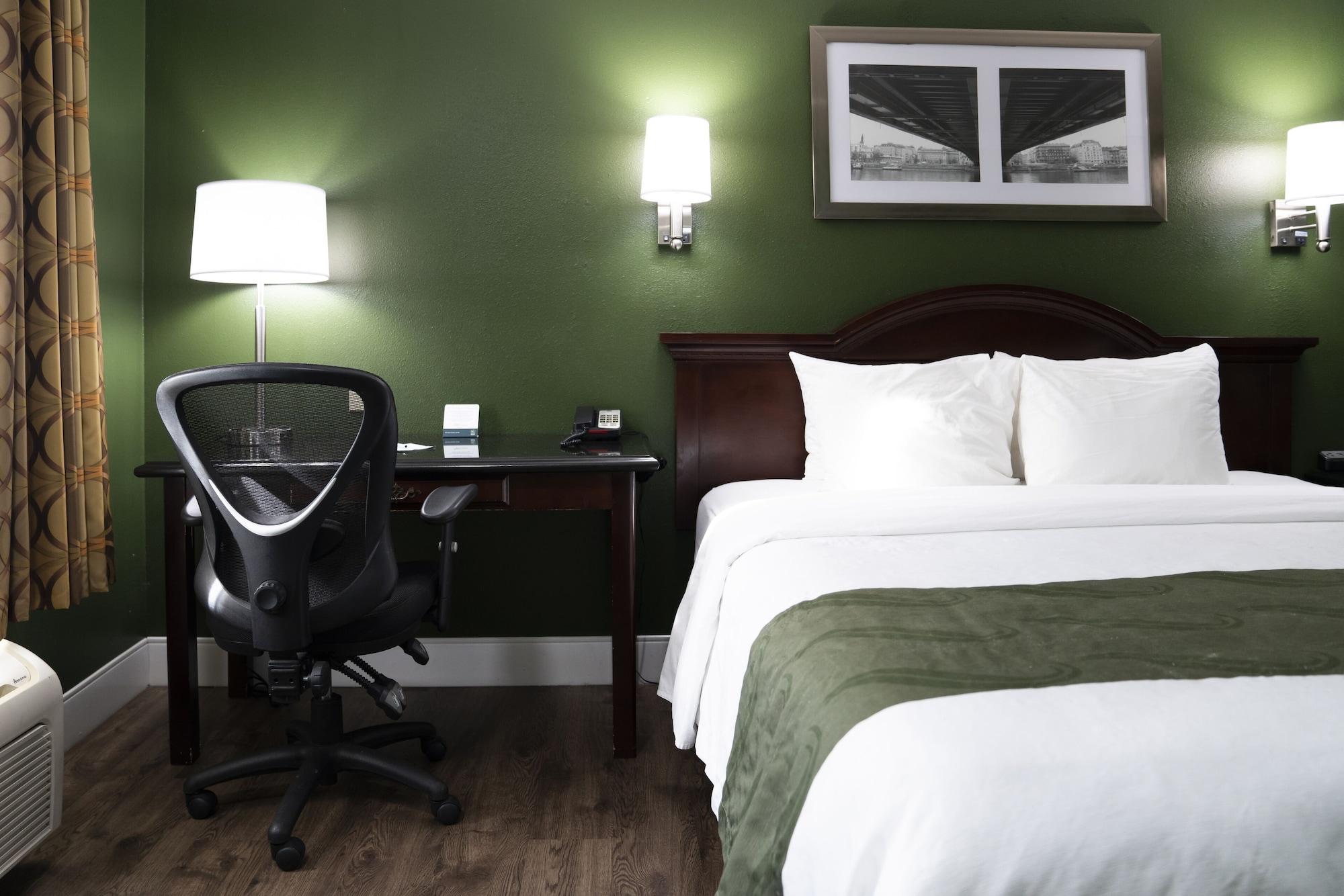 Quality Inn Hemet - San Jacinto Exterior photo