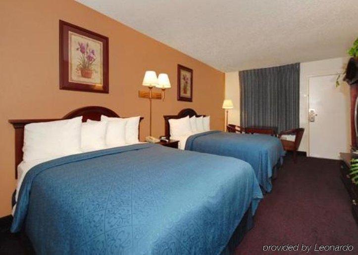 Quality Inn Hemet - San Jacinto Exterior photo